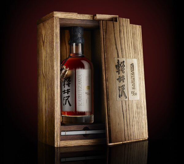 A-Timeless-Elixir-of-Japanese-Whisky (1)